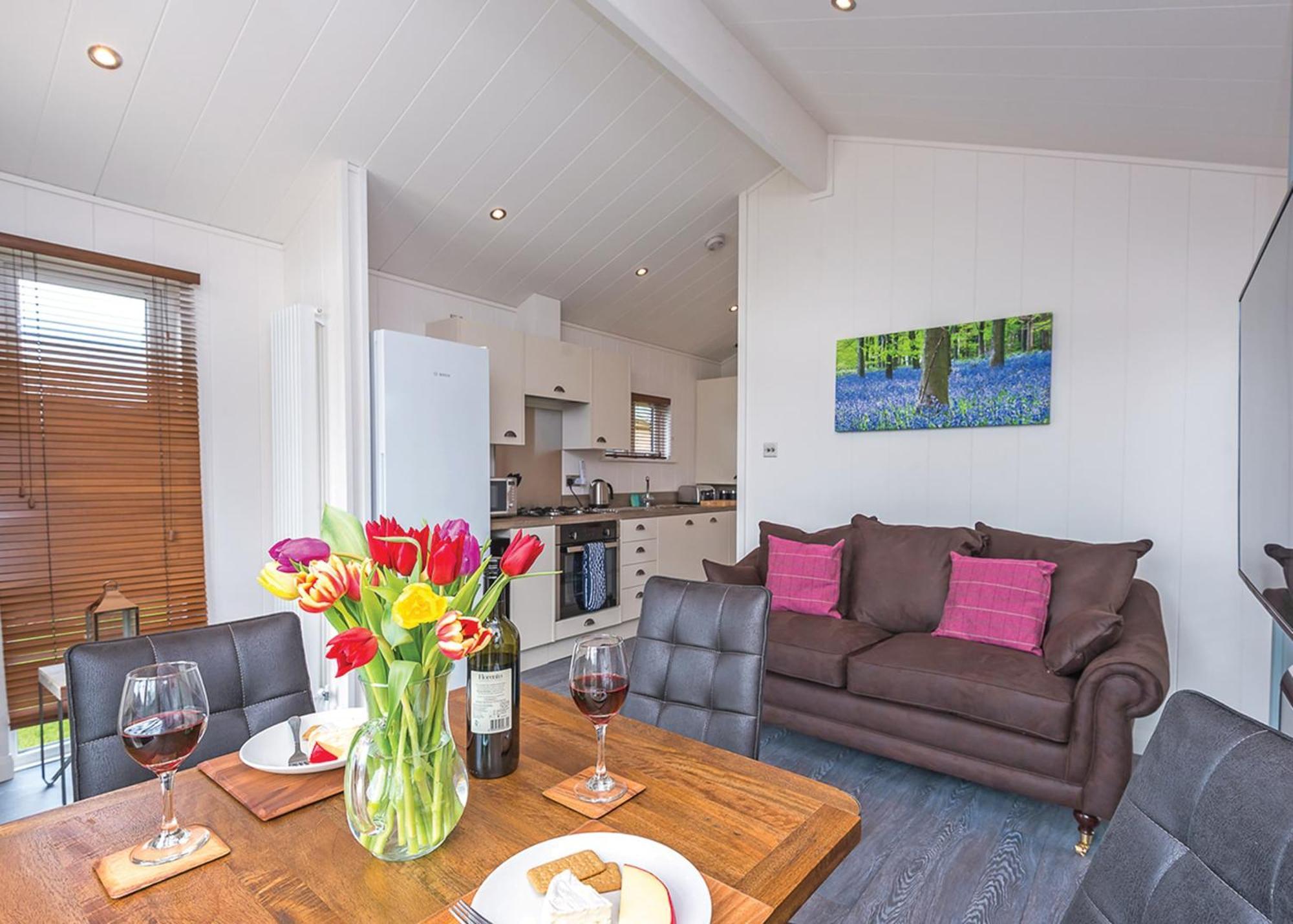 Wareham Forest Lodge Retreat Lytchett Minster Extérieur photo